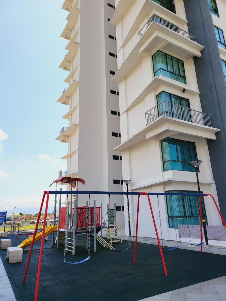 Denan Homestay Casa Kayangan Іпох Екстер'єр фото