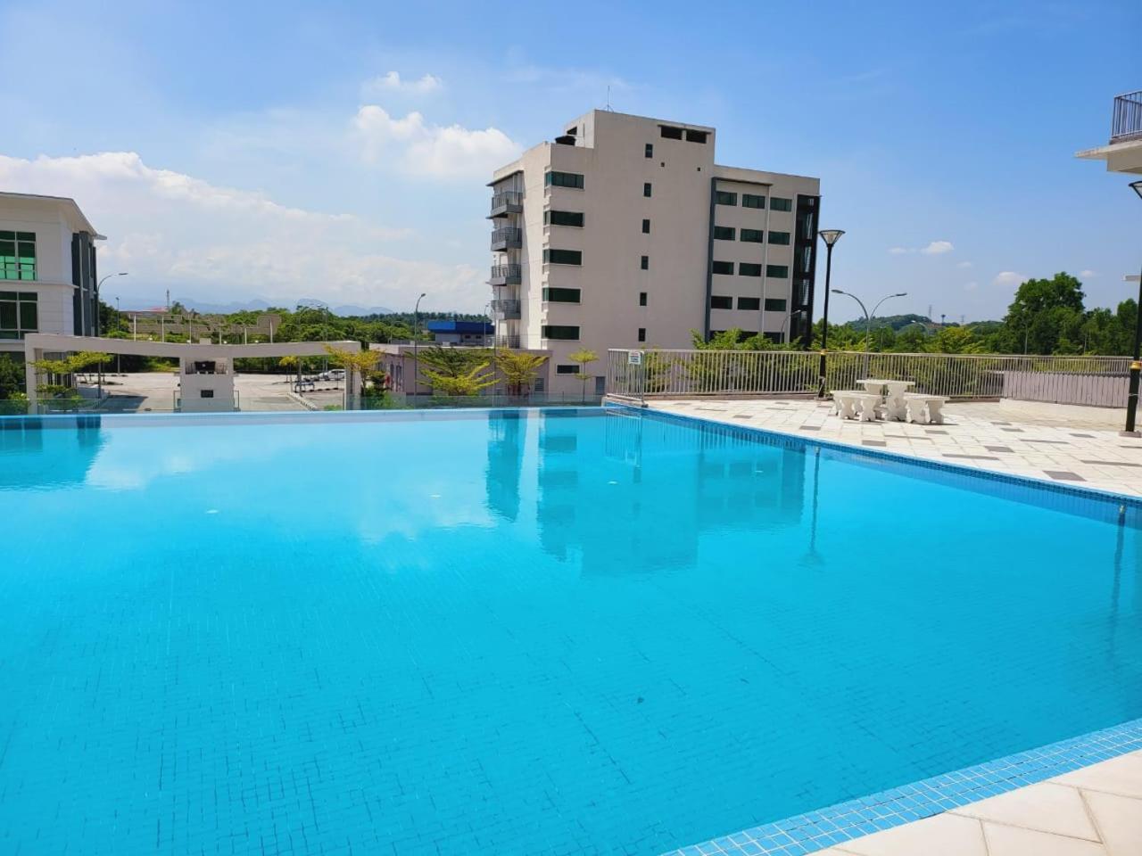 Denan Homestay Casa Kayangan Іпох Екстер'єр фото